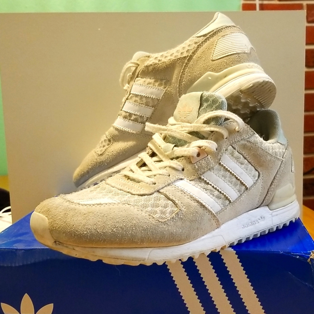 Adidas Originals zx 700 W